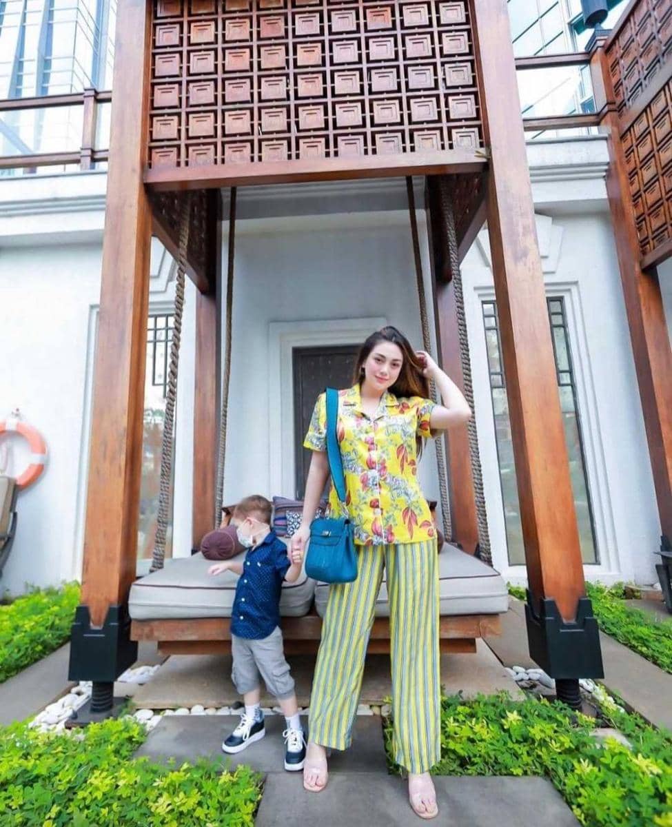 instagram.com/celine_evangelista