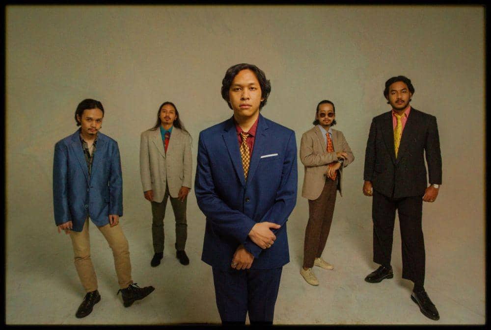 Gelar Konser Virtual, Feast Manggung di Tengah Suasana Perkantoran