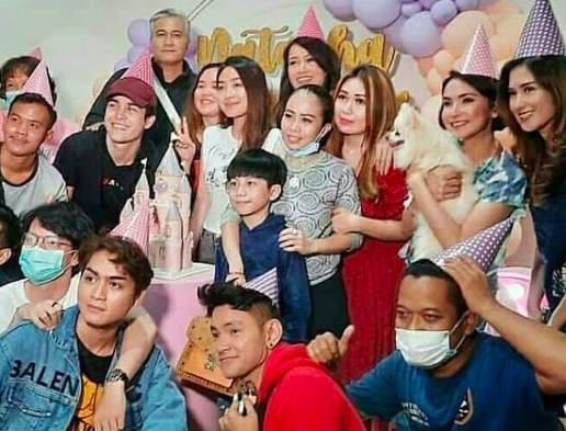 youtube.com/natashawilona