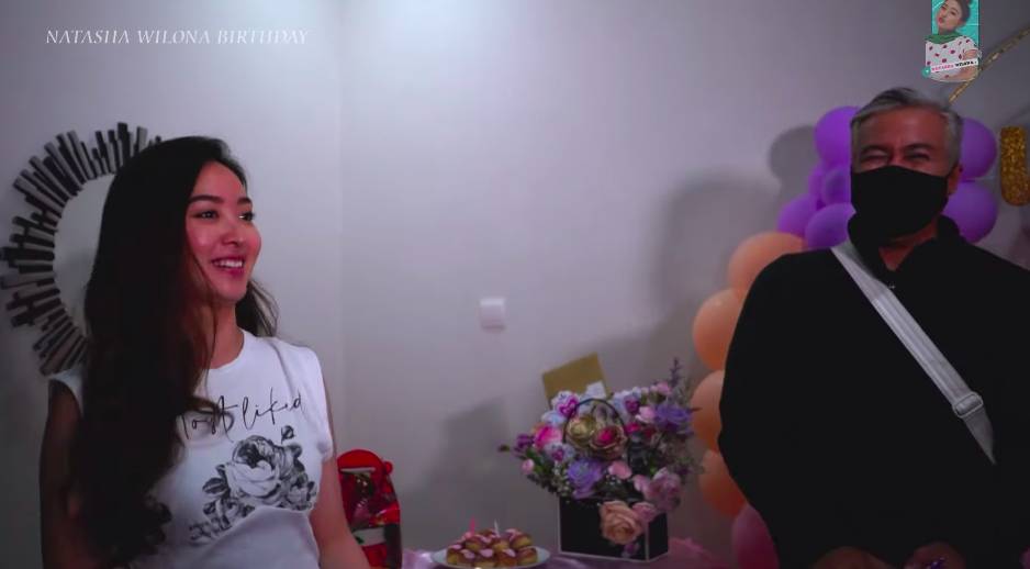 youtube.com/natashawilona
