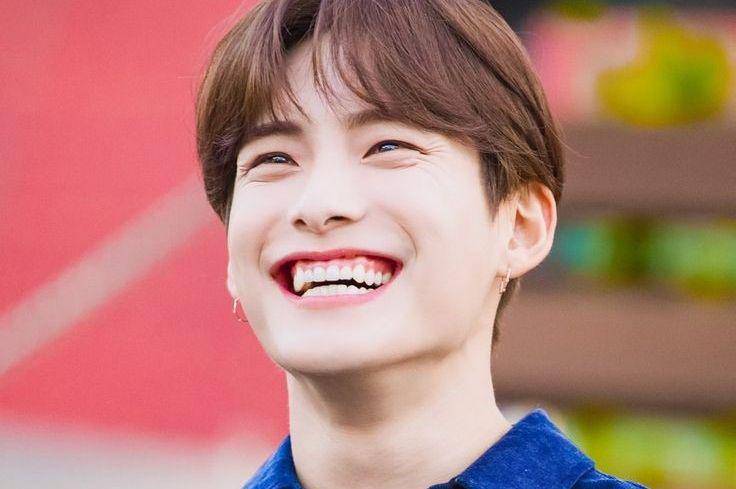 twitter.com/Little_Junhee