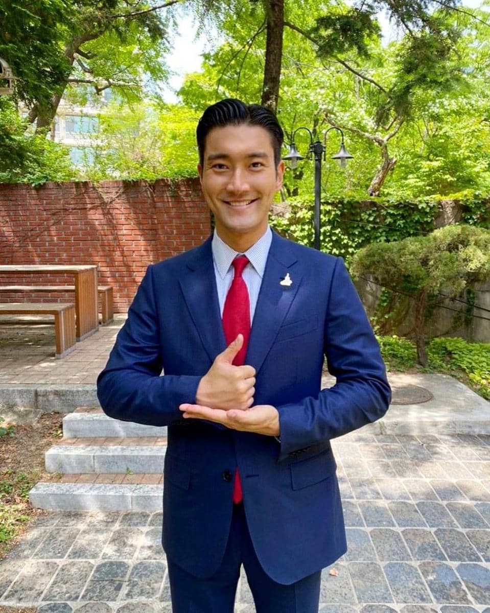 instagram.com/siwonchoi