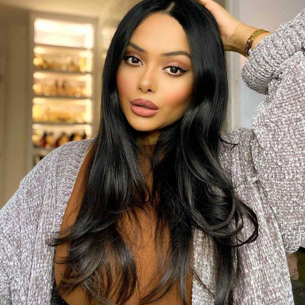 instagram.com/afshanazad