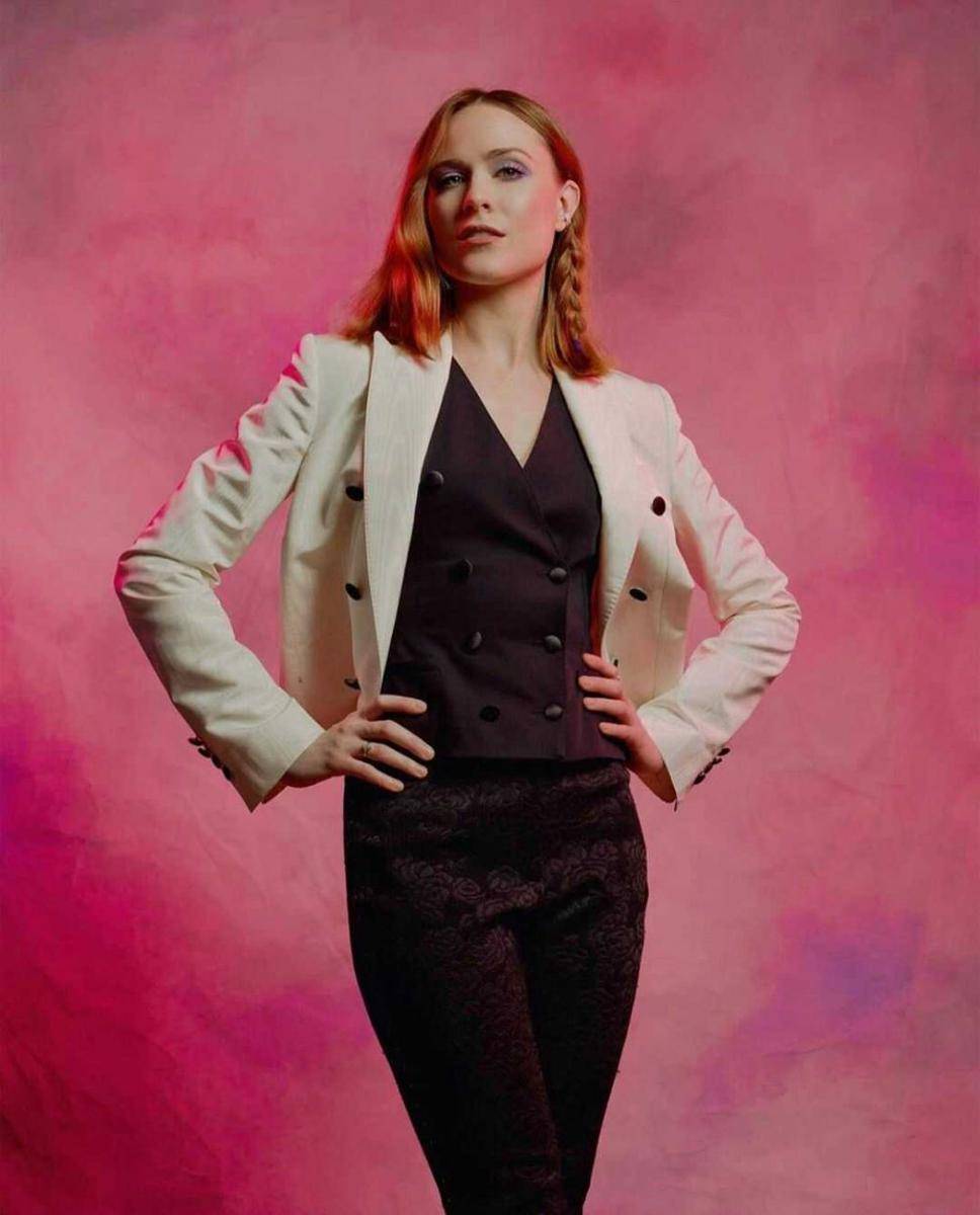 instagram.com/evanrachelwood