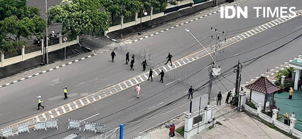 Protes Penahanan Rizieq Shihab, 4 Arah Menuju Polda Sumsel Ditutup