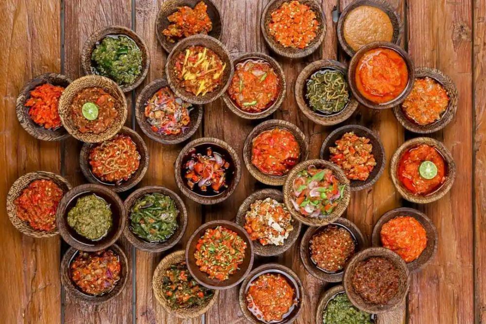 7 Sambal Populer Khas Indonesia yang Menggugah Selera, Ada Favoritmu?