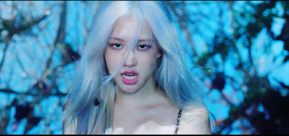 youtube.com/BLACKPINK