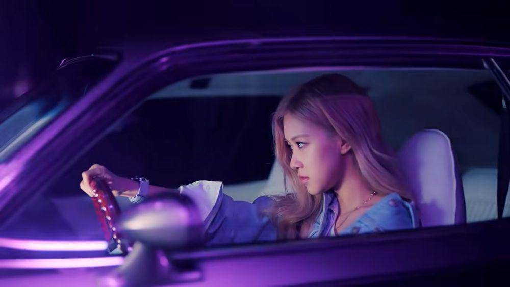 youtube.com/BLACKPINK