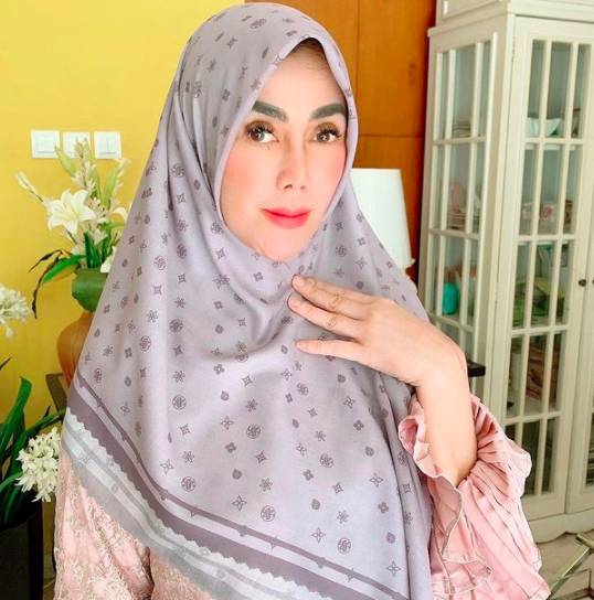 instagram.com/amy_r_qanita