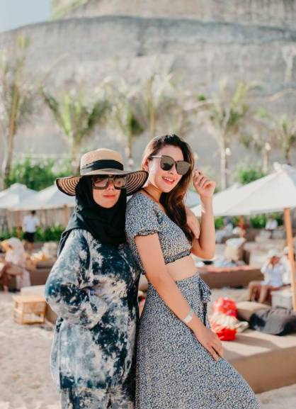 instagram.com/syahnazs