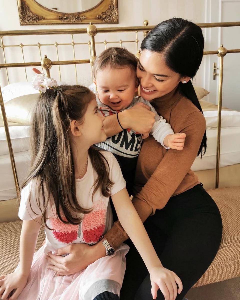 potret Pia Wurtzbach bersama keponakan (instagram.com/piawurtzbach)
