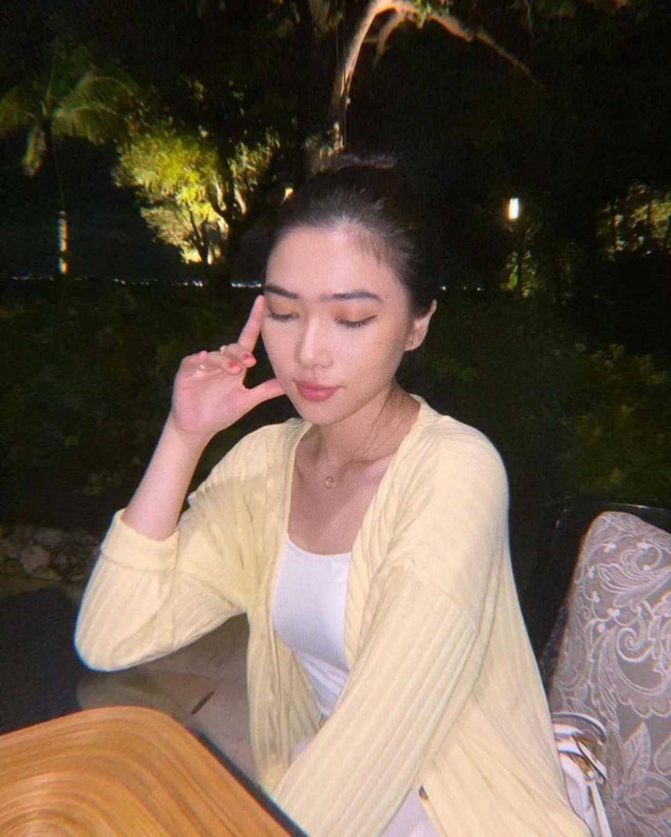 instagram.com/isyanasarasvati