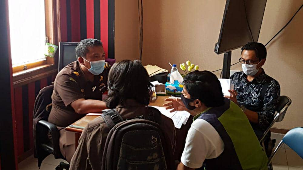 Penangkapan WNA asal Kanada karena diduga palsukan dokumen. Dok/Imigrasi Malang
