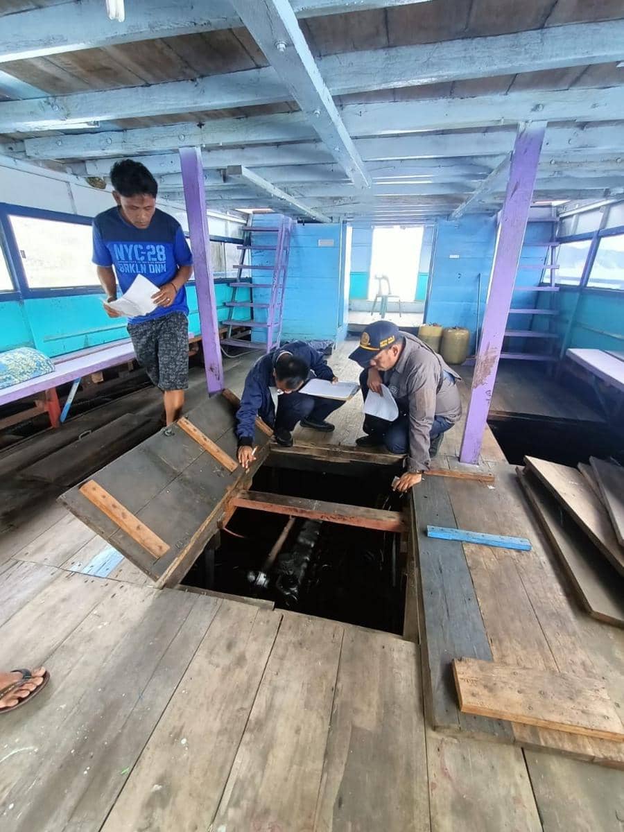 Dirjen Hub Uji Kelayakan Kapal Wisata di Danau Toba (Dok. IDN Times)