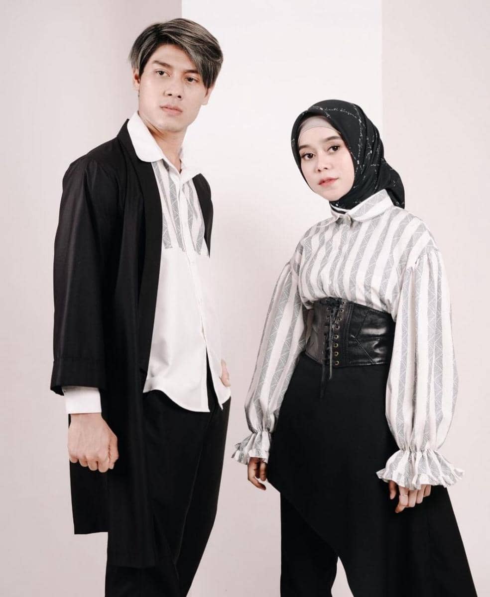 Instagram.com/sidelinelabel