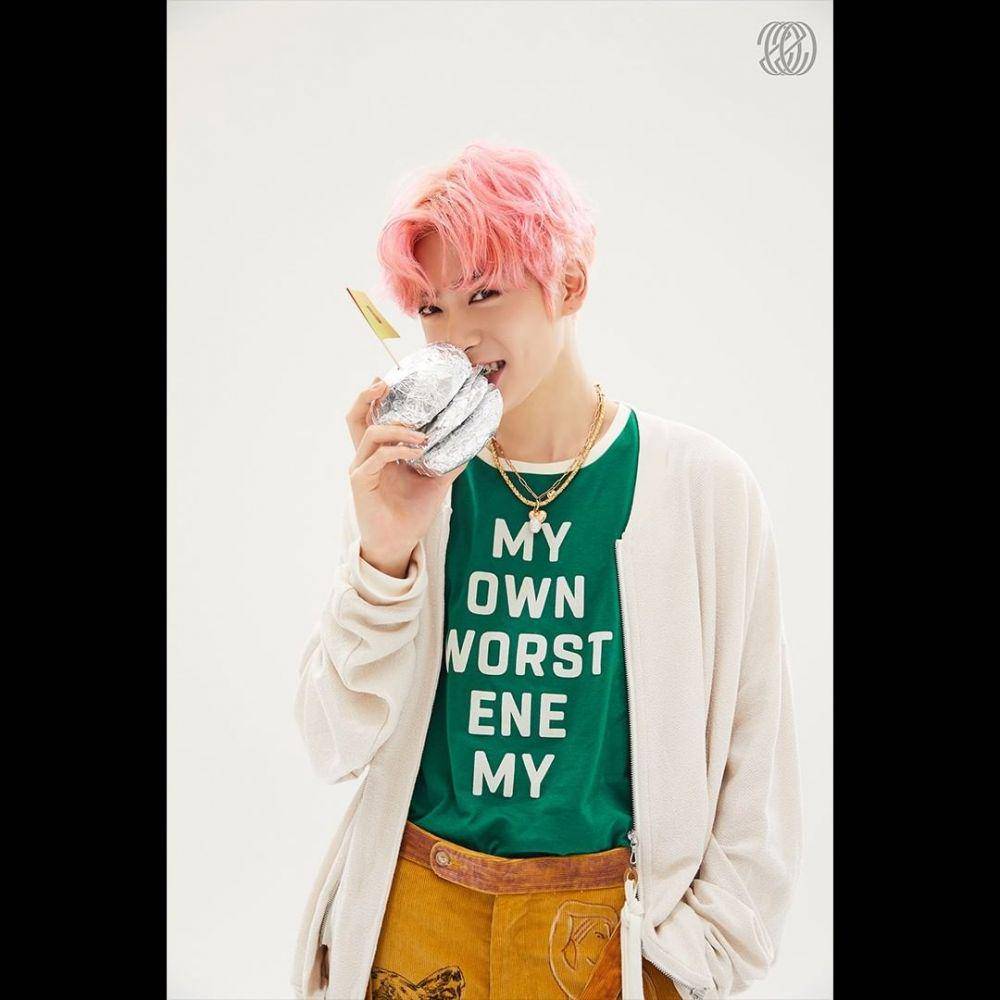 instagram.com/smtown
