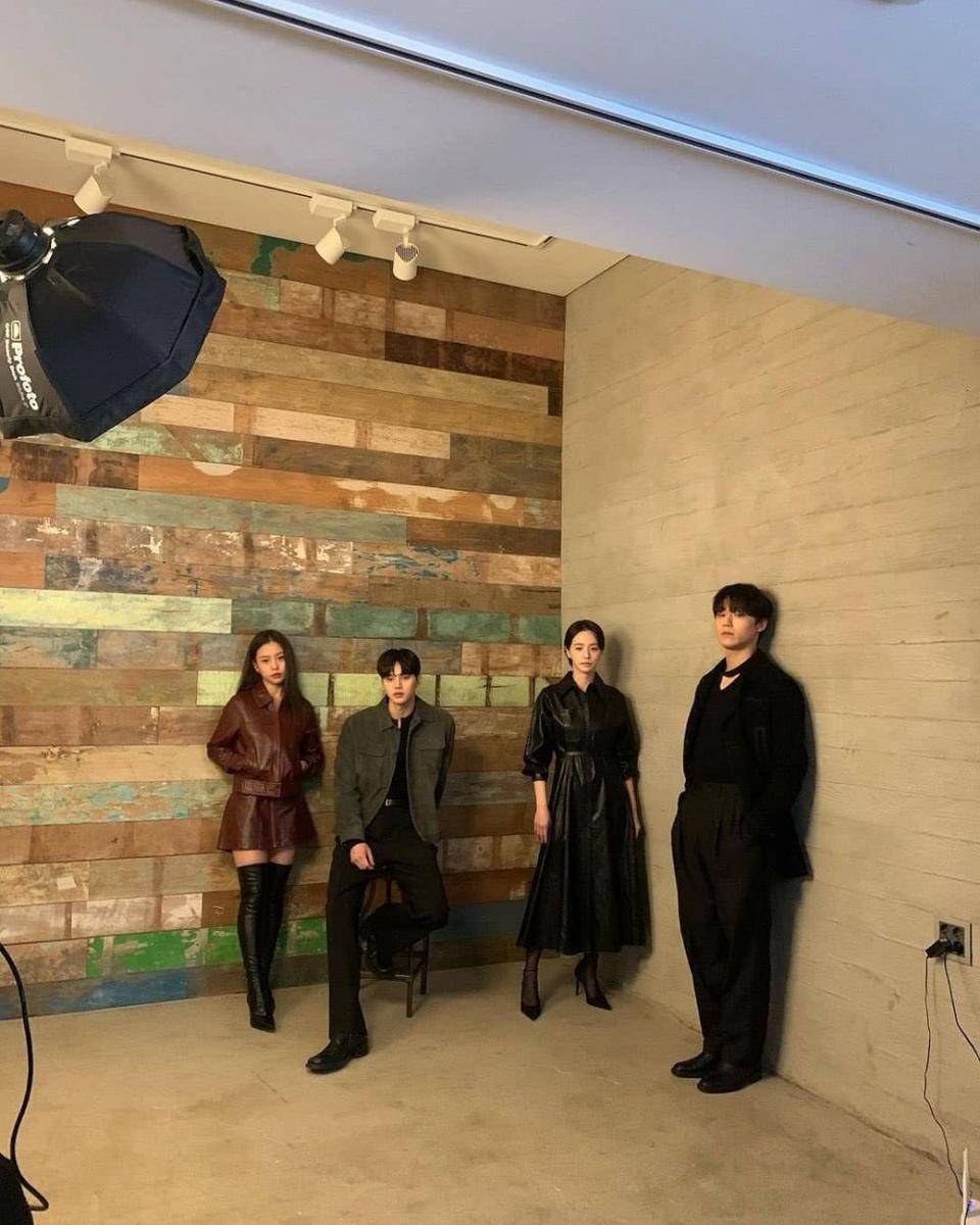 instagram.com/cine21_town