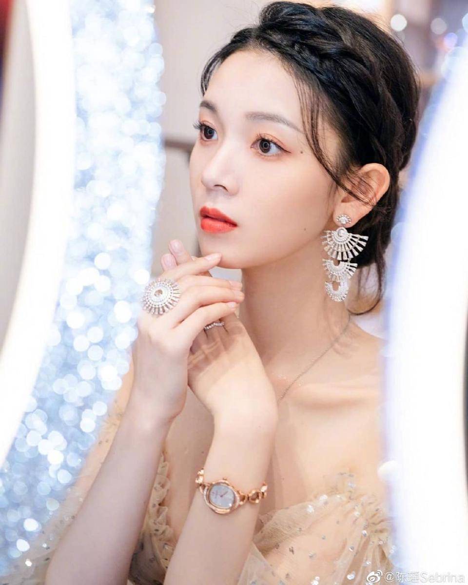 Weibo.com/p/1005052864280474