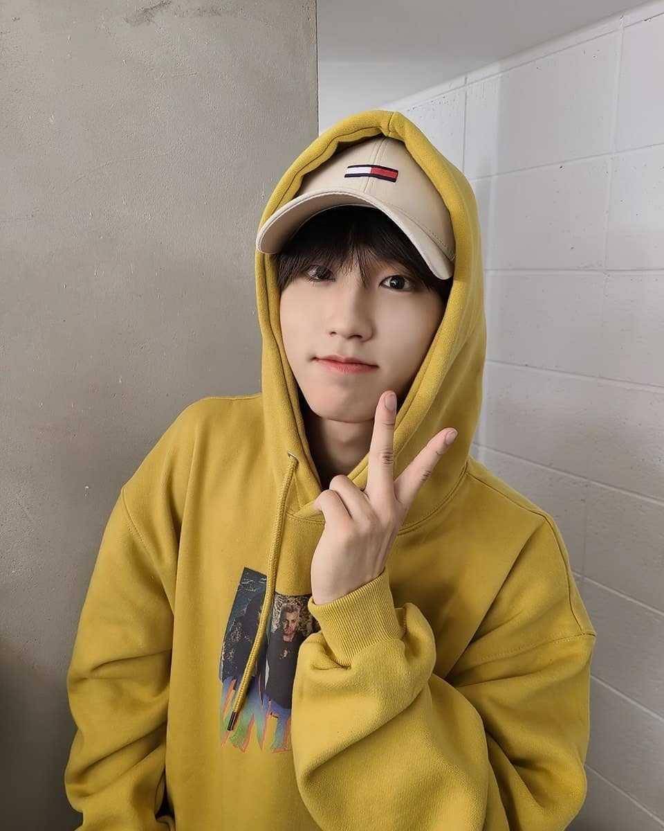 instagram.com/realstraykids