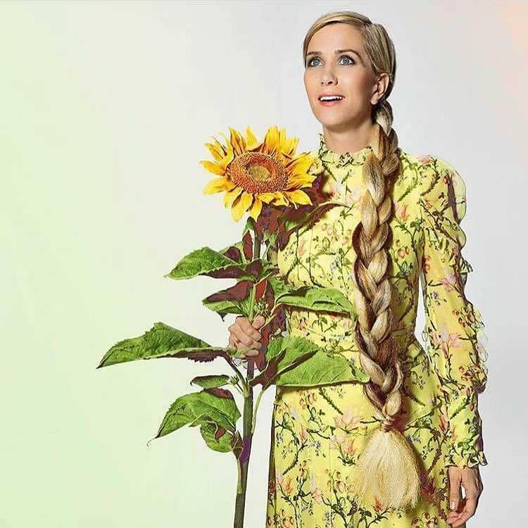 instagram.com/kristenwiigdaily