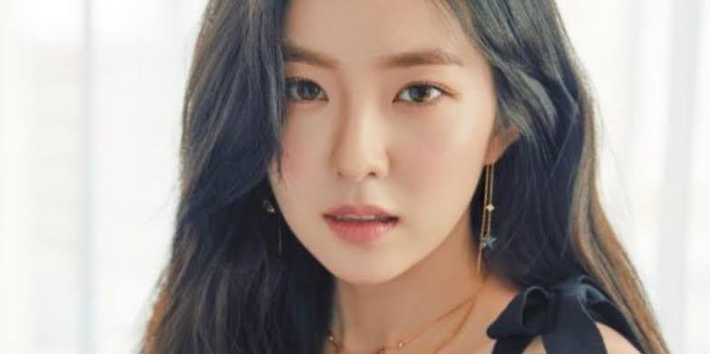 9 Potret Irene Red Velvet dengan Tatapan Tajamnya, Bikin Kagum!