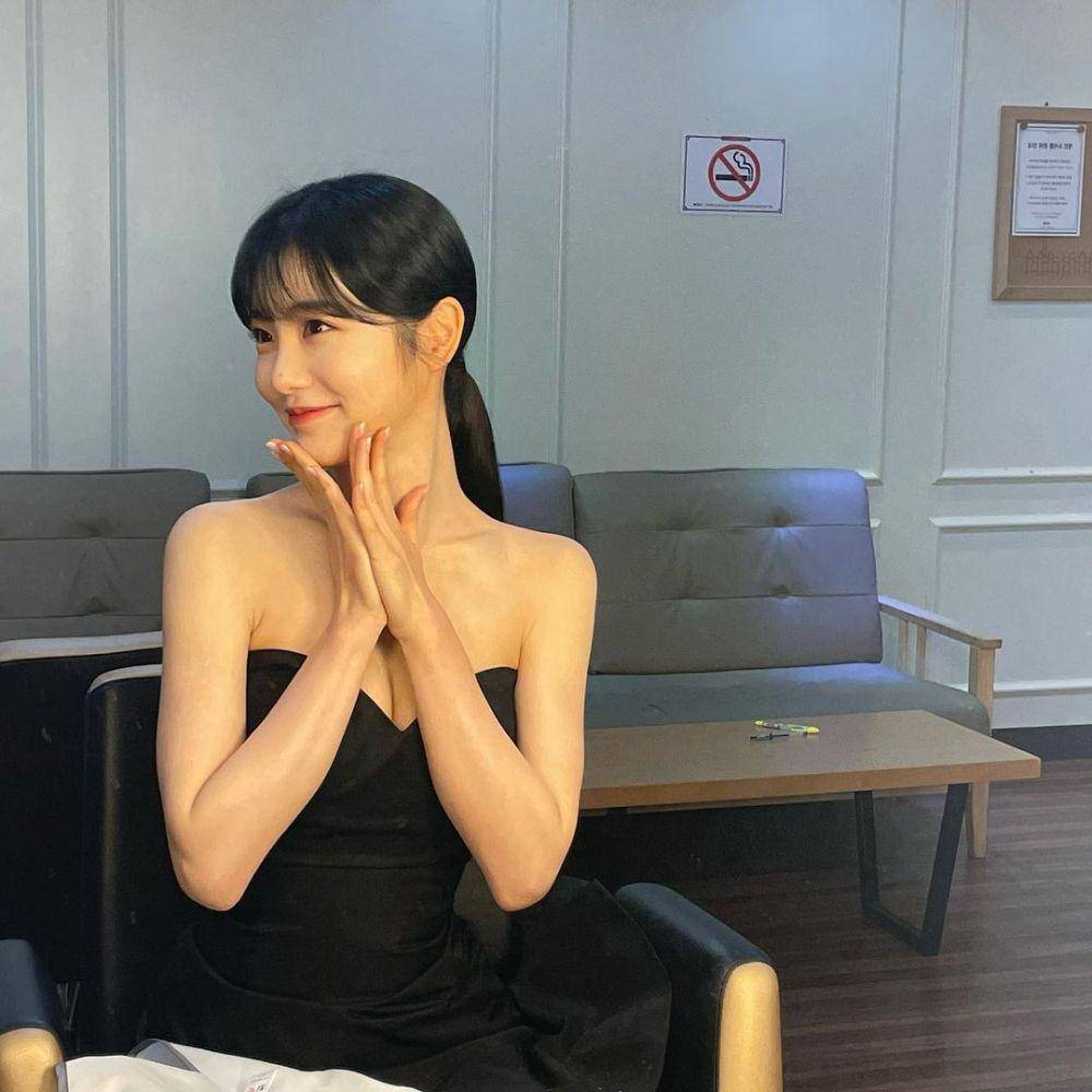 Instagram.com/__shinyeeun