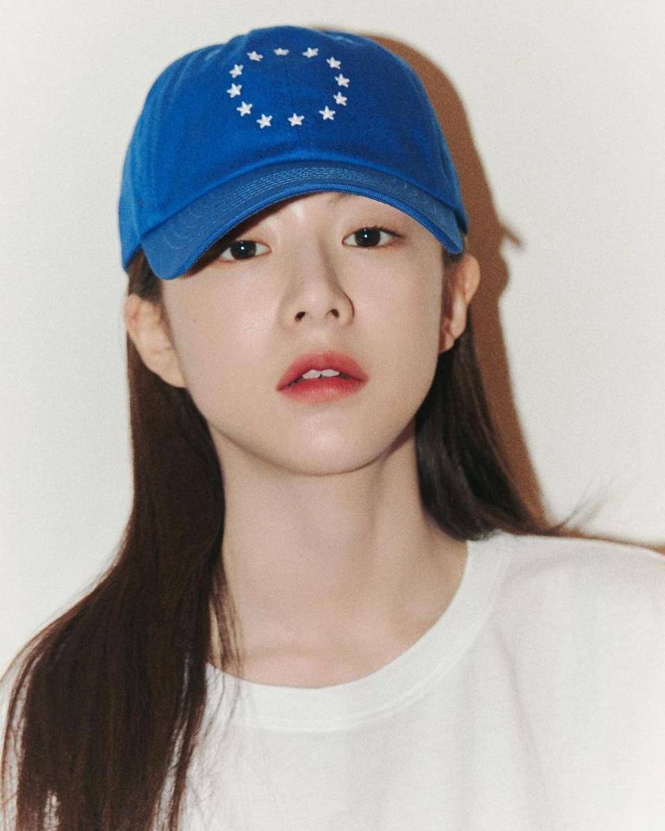 instagram.com/goyounjung