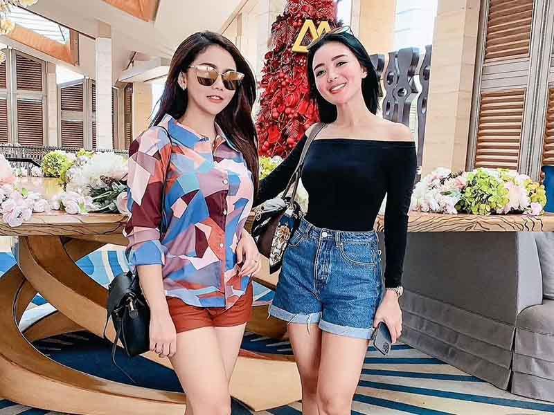 Bak Saudari Kembar, Ini 10 Potret Kompak Wika Salim dan Jenita Janet