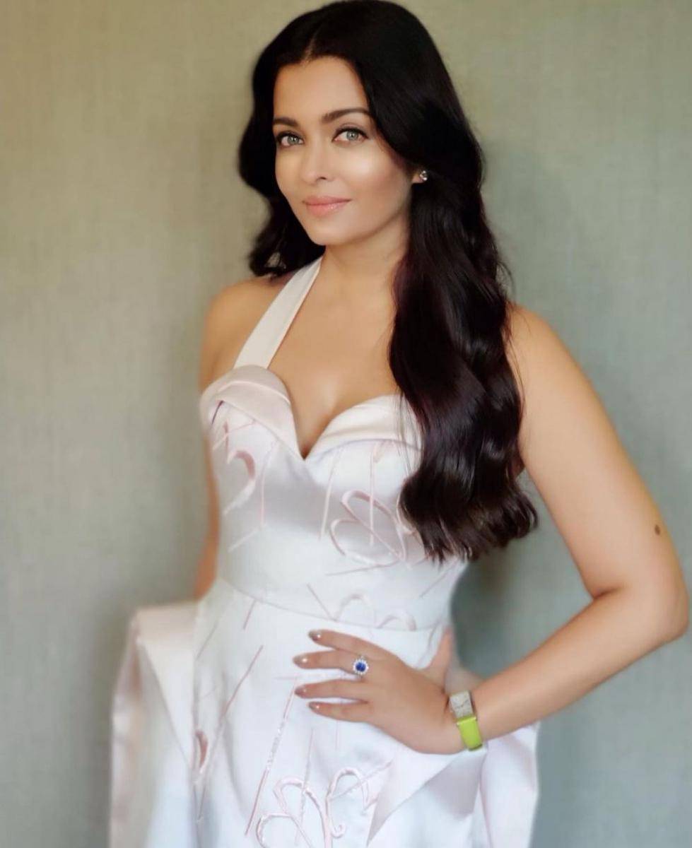 instagram.com/aishwaryaraibachchan_arb