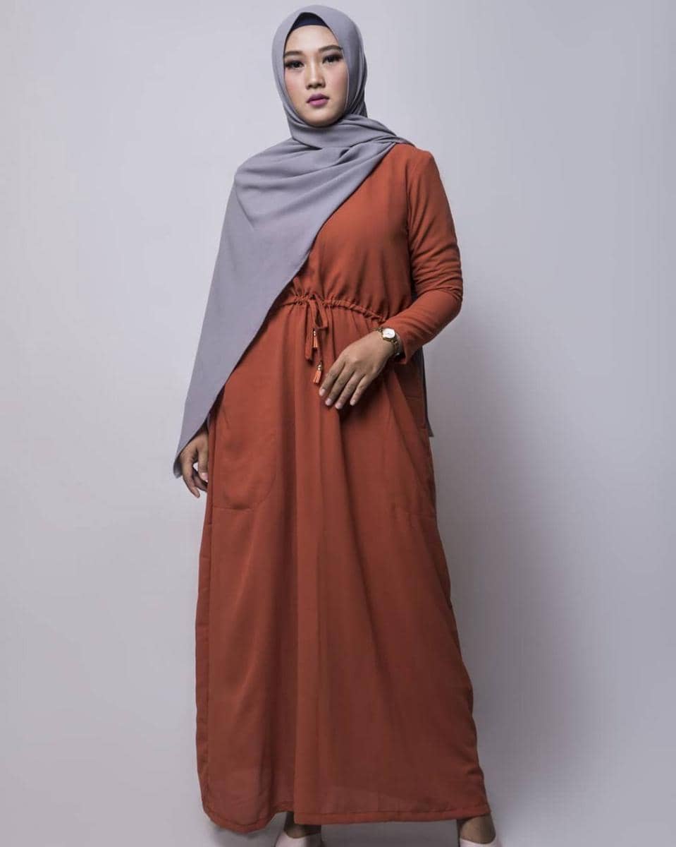 Instagram.com/pramesti.pramaiswara