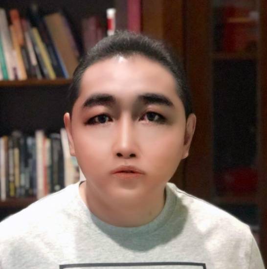 twitter.com/andriyand__
