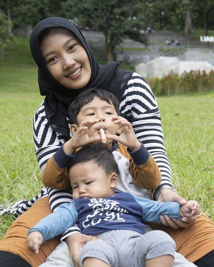 Instagram.com/pramesti.pramaiswara