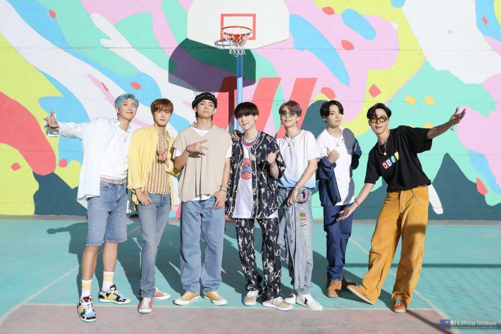 10 Foto Kocak BTS yang Dipotret Member BTS Sendiri, Antijaim!