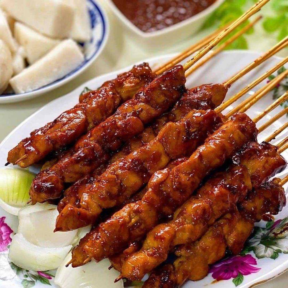 sate ayam (instagram.com/dada.tastes)