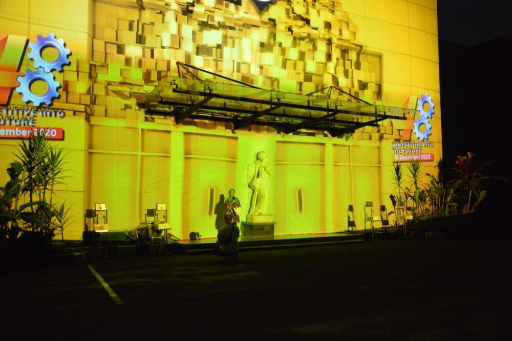 Dies Natalis ke-48, Itenas Pamer Kesuksesan Lewat Video Mapping