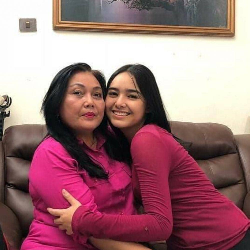 Instagram.com/hennymanopolugue