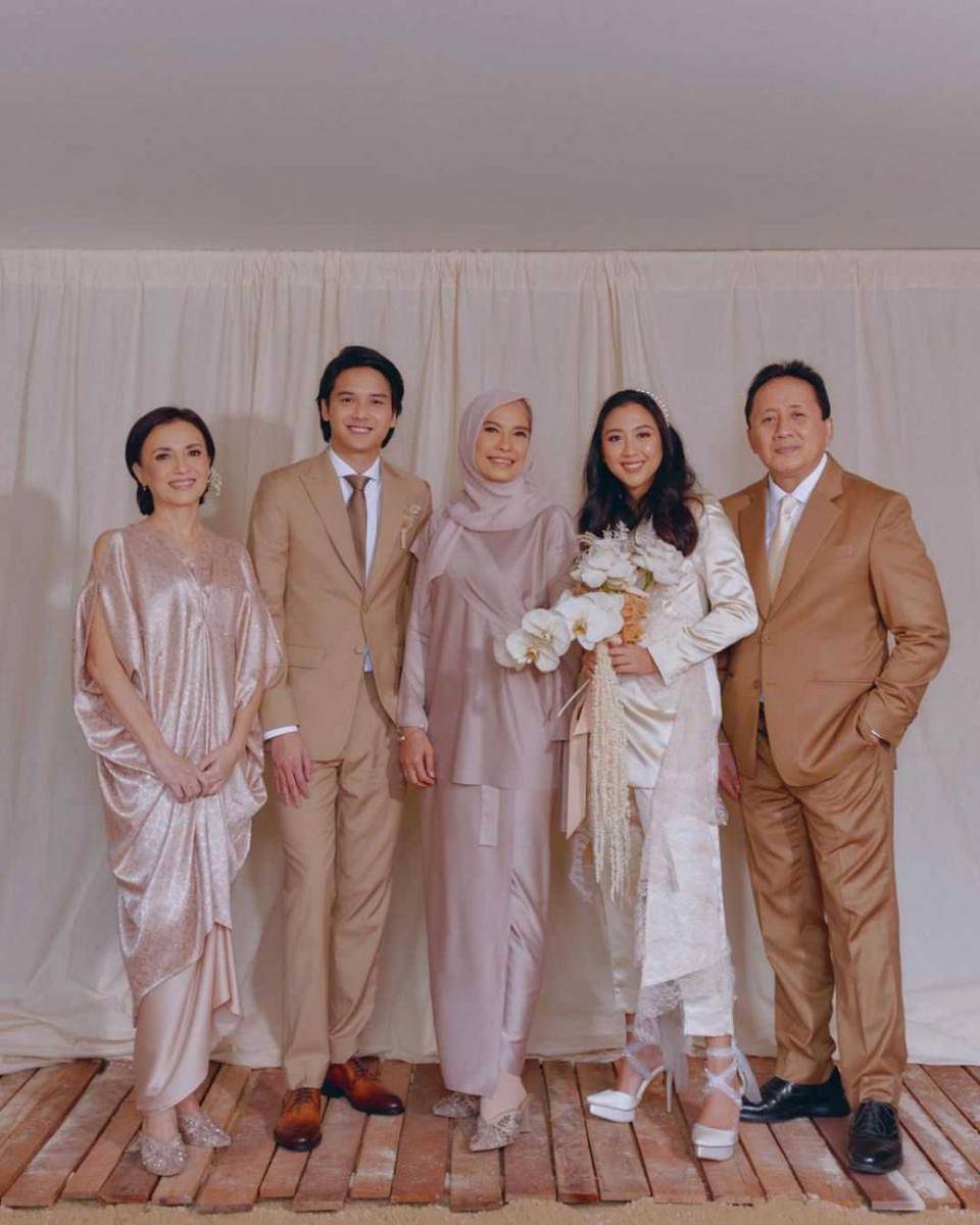 Instagram.com/adeayu12