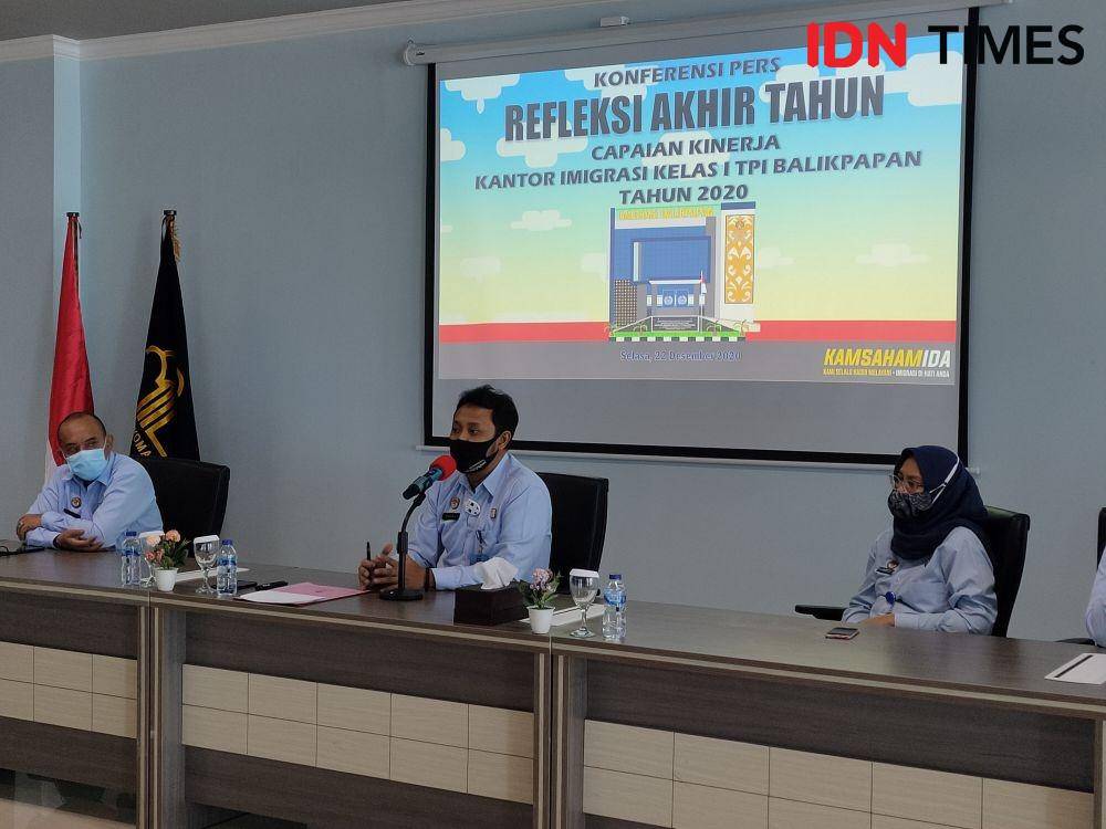 Kantor Kelas I TPI Imigrasi Balikpapan menggelar refleksi akhir tahun capaian kenerja tahun 2020, Selasa (22/12/2020)/(IDN Times/Hilmansyah)