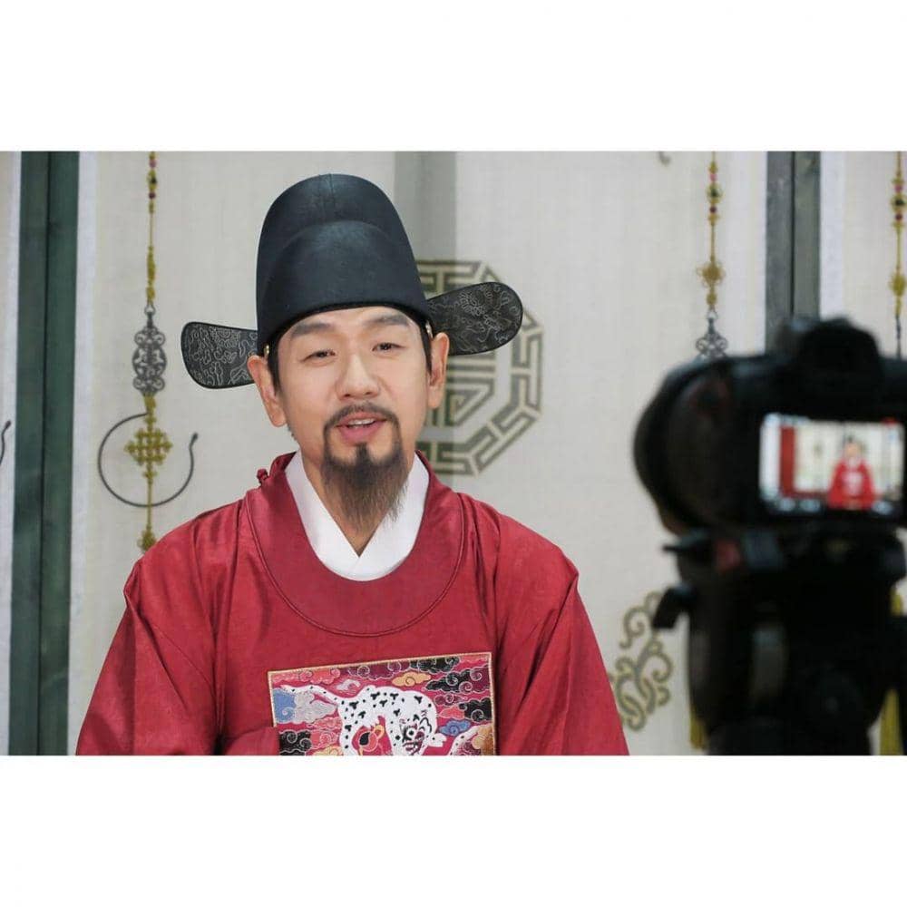 10 Potret Kim Tae Woo, Sosok Ambisius di KDrama 'Mr. Queen'