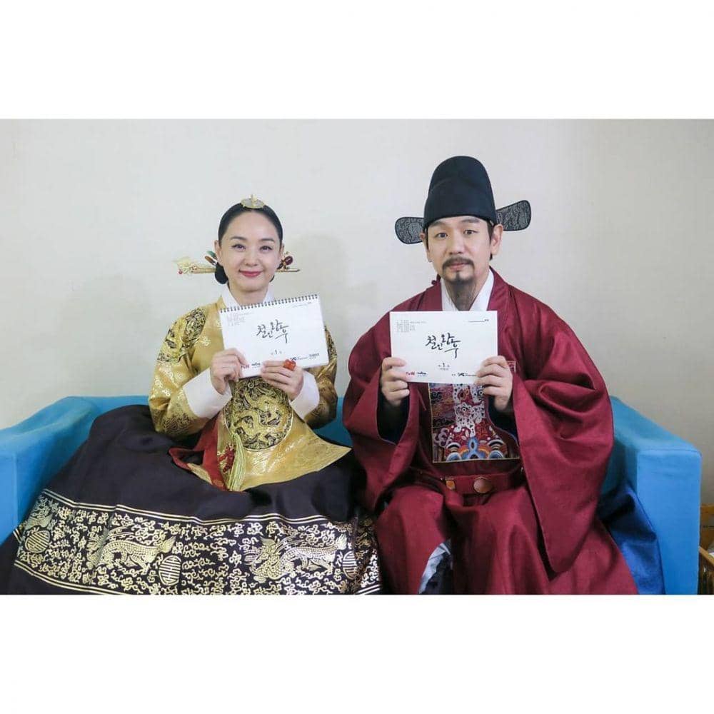 Instagram.com/jwidecompany