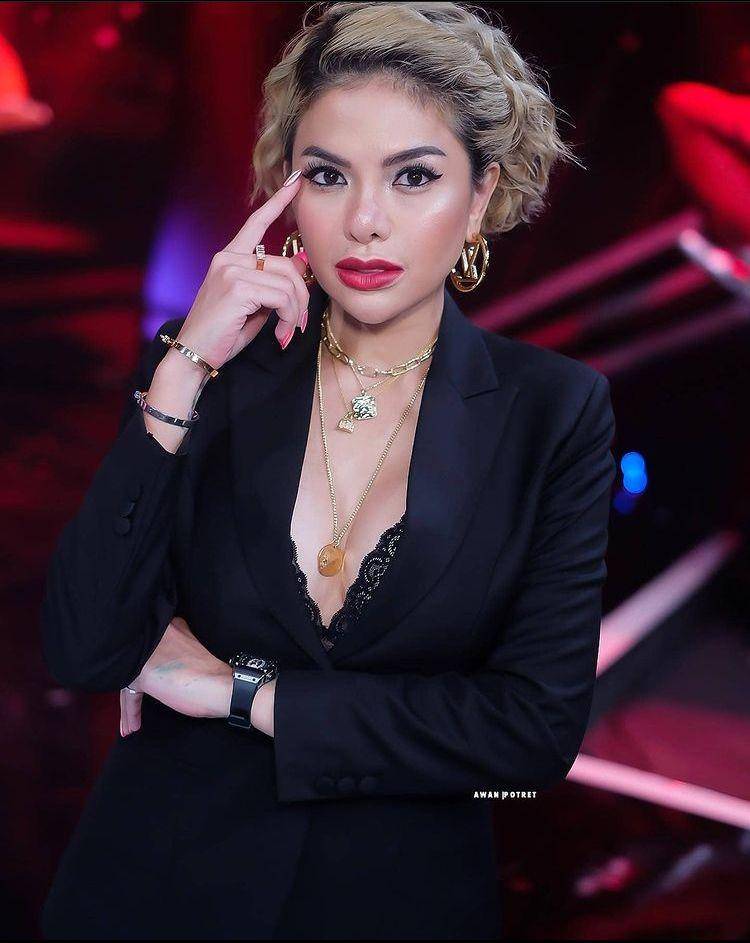 Instagram.com/awanpotret17/