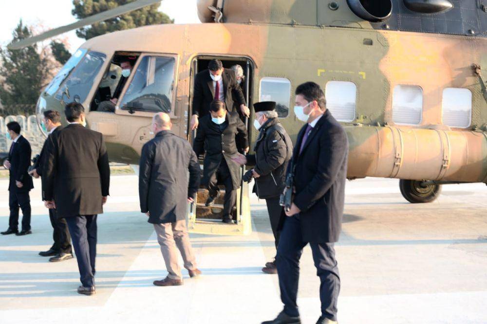 Jusuf Kalla berkunjung ke Afganistan dalam rangka memenuhi undangan dari Pemerintah Afganistan untuk mencari jalan keluar terkait konflik dan kekerasan yang kerap melanda negara tersebut (Dok. Humas JK/Yadi)