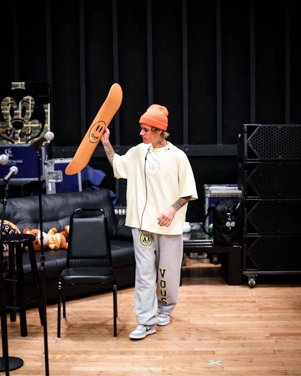 OOTD topi ala Justin Bieber (instagram.com/justinbieber)