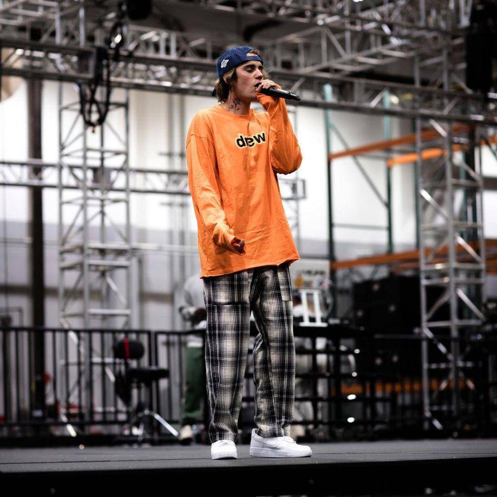 OOTD topi ala Justin Bieber (instagram.com/justinbieber)