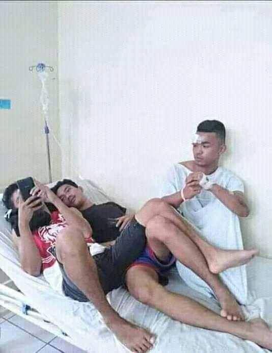 facebook.com/M Rahmat Fajar