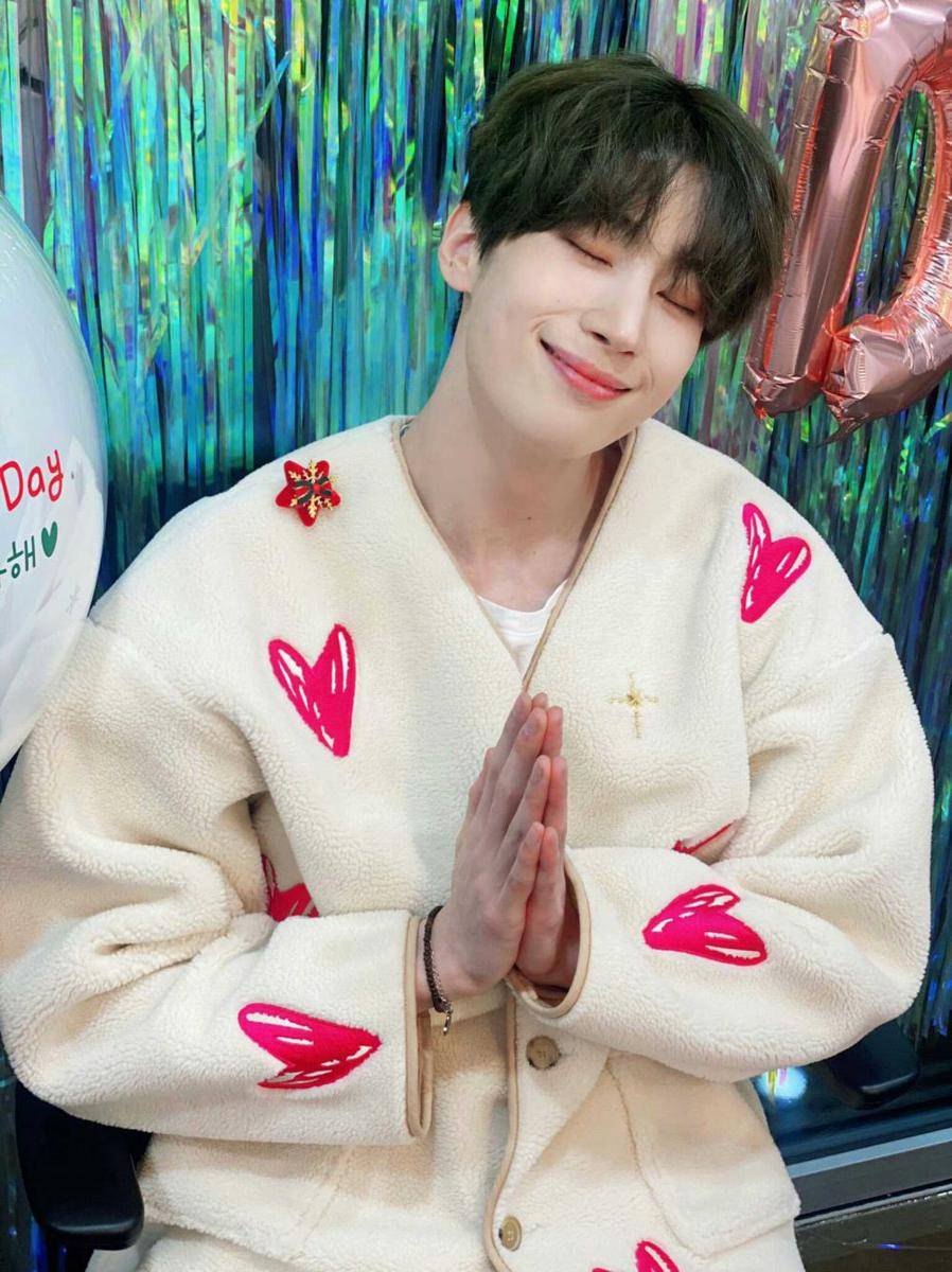 twitter.com/VICTON1109