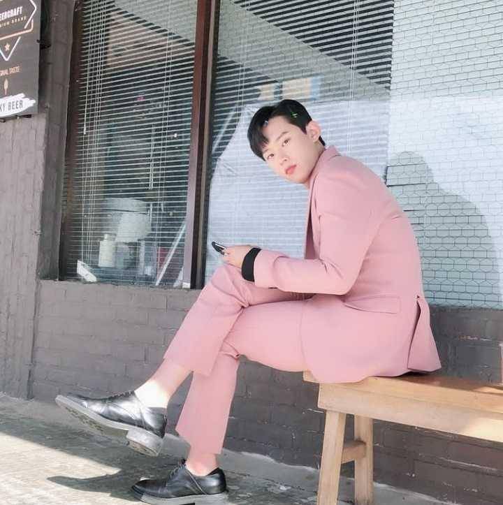 instagram.com/sungcheol2