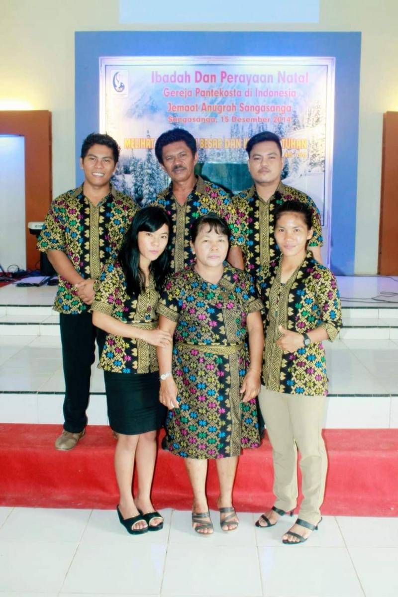 Delita Natalia dan keluarga (Dok.IDN Times/Istimewa)