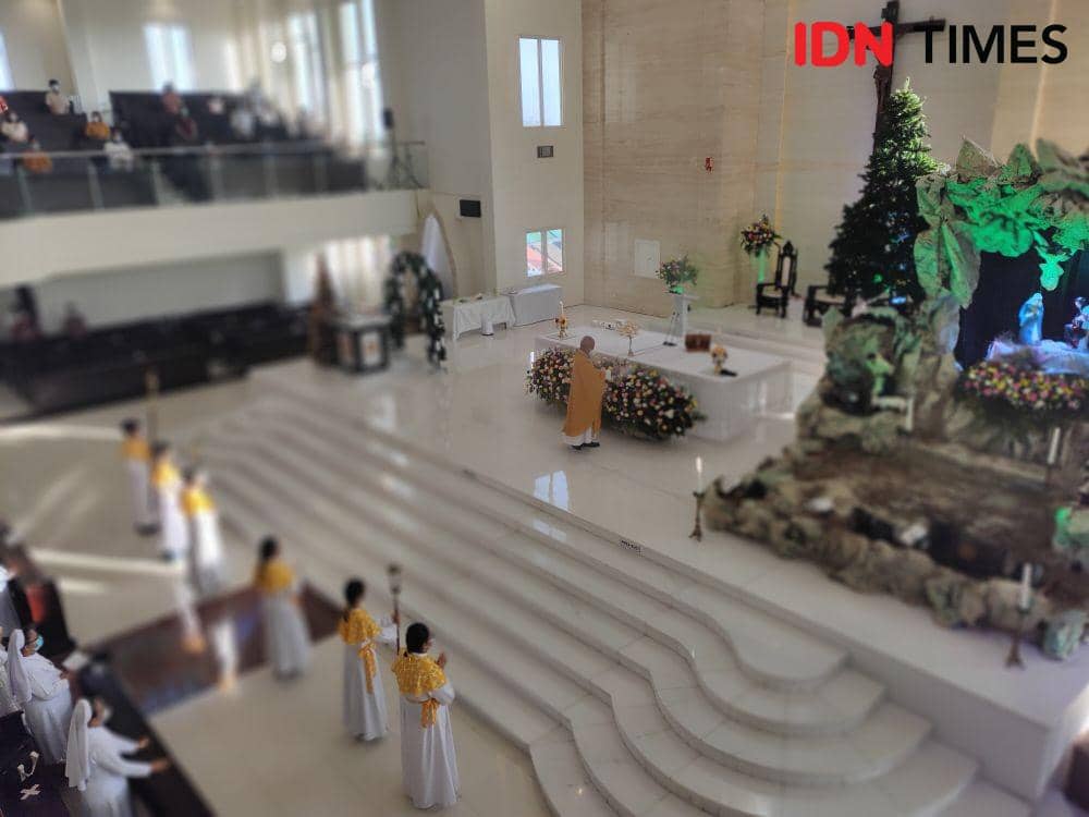 Pandemi Covid-19, Misa Natal di Balikpapan Hanya Dihadiri 250 Jemaat
