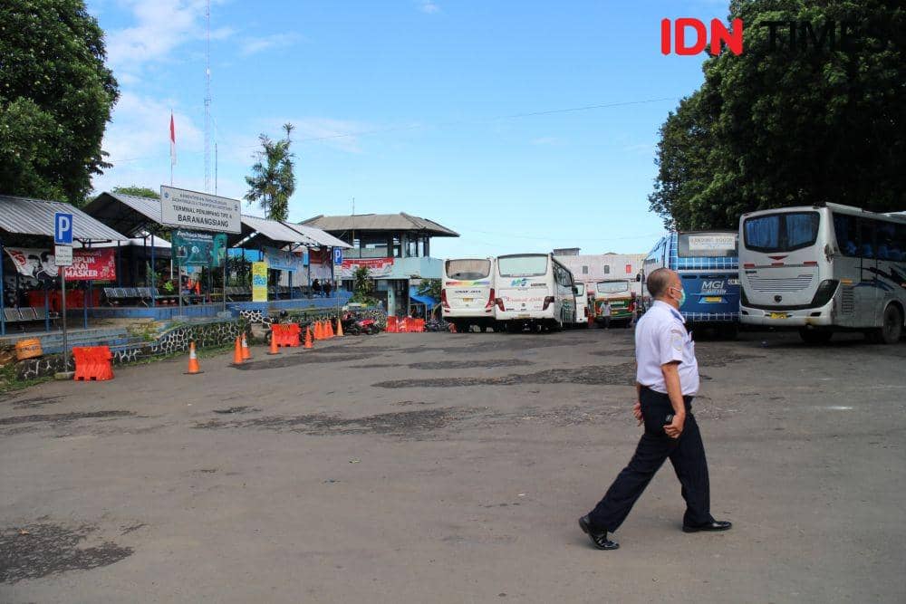 Suasana Terminal Baranangsiang Jumat (25/12/2020). (IDNtimes.com/Rubiakto)